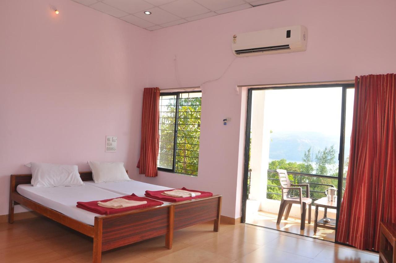 Koyna Lake Resort Koynanagar Eksteriør bilde