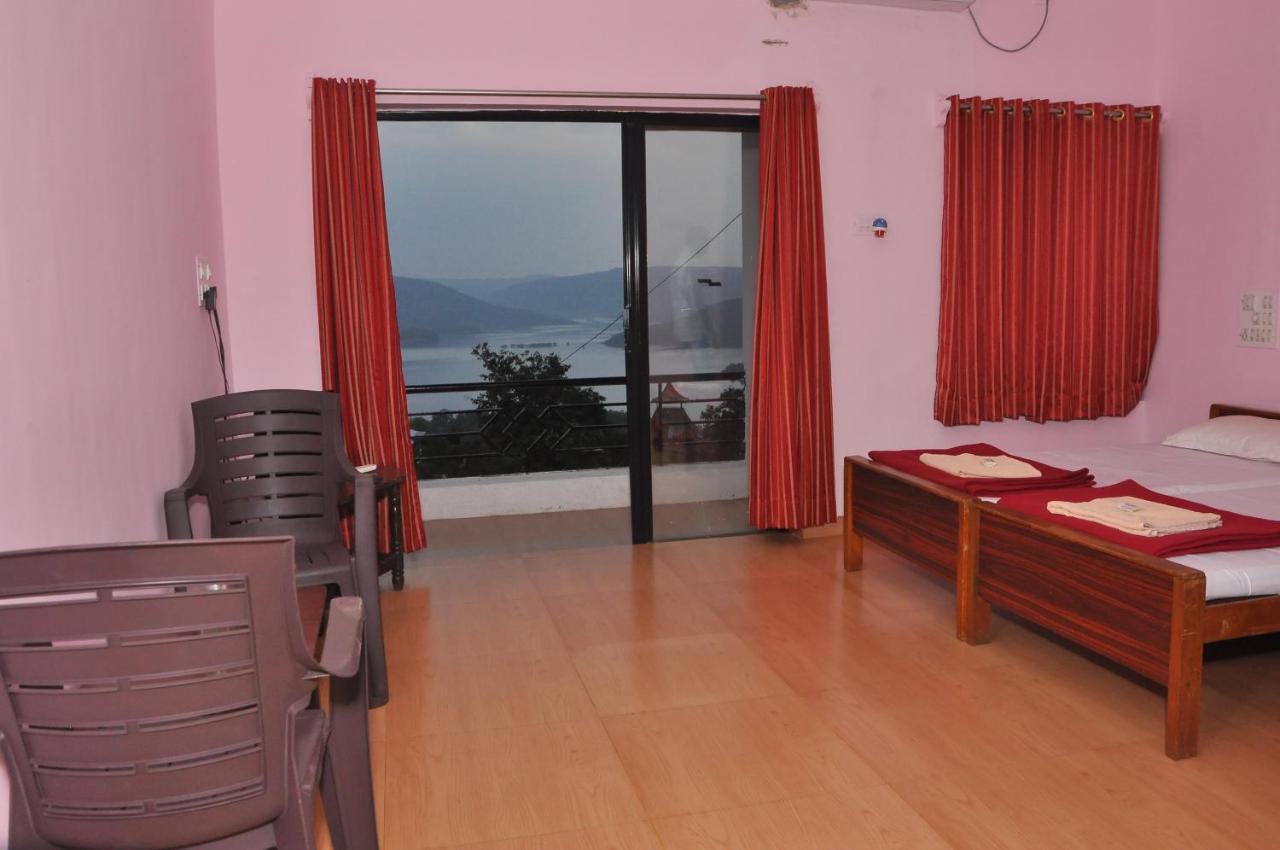 Koyna Lake Resort Koynanagar Eksteriør bilde