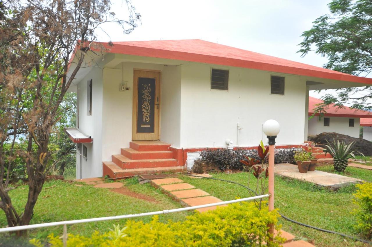 Koyna Lake Resort Koynanagar Eksteriør bilde