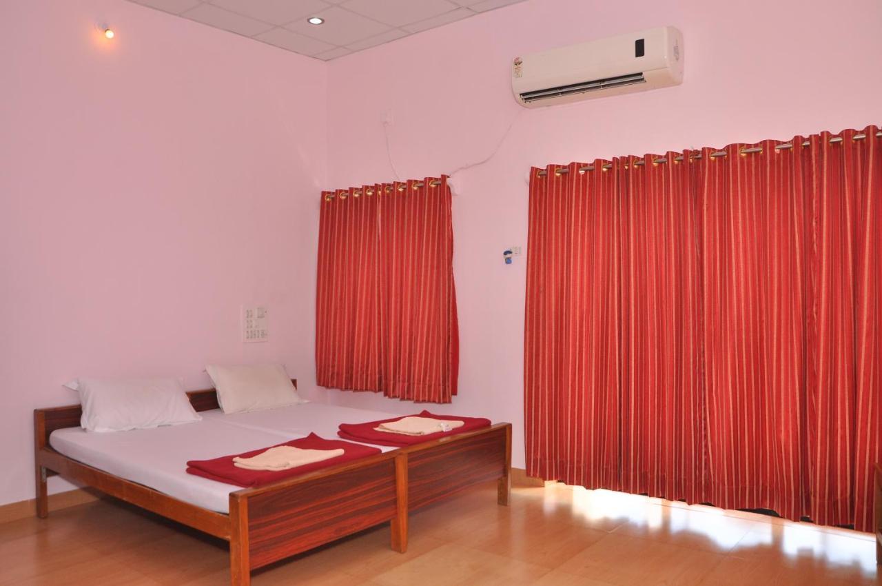 Koyna Lake Resort Koynanagar Eksteriør bilde